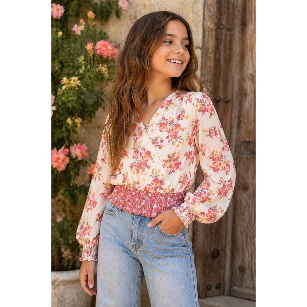 Between Girls Floral Blouse Size 10 Boho Smocked Waist Puff Sleeve Top